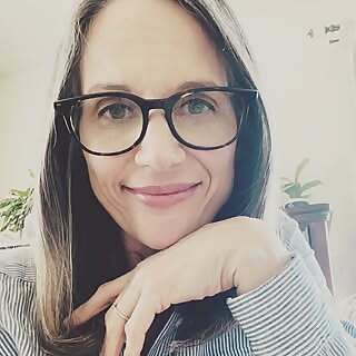 Julie Menanno