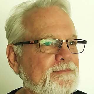 Robert Mickelsen