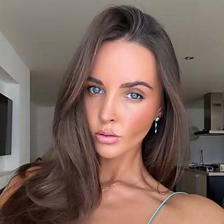 Chloë Mcginley