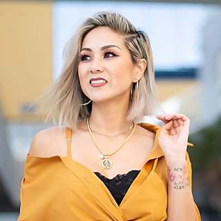 Julie Khuu