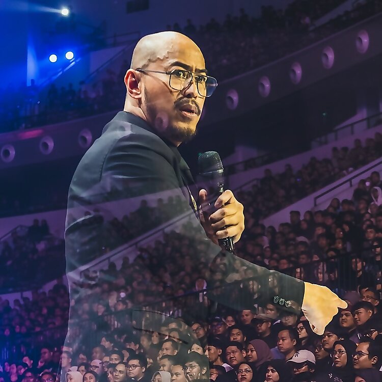 Pandji Pragiwaksono