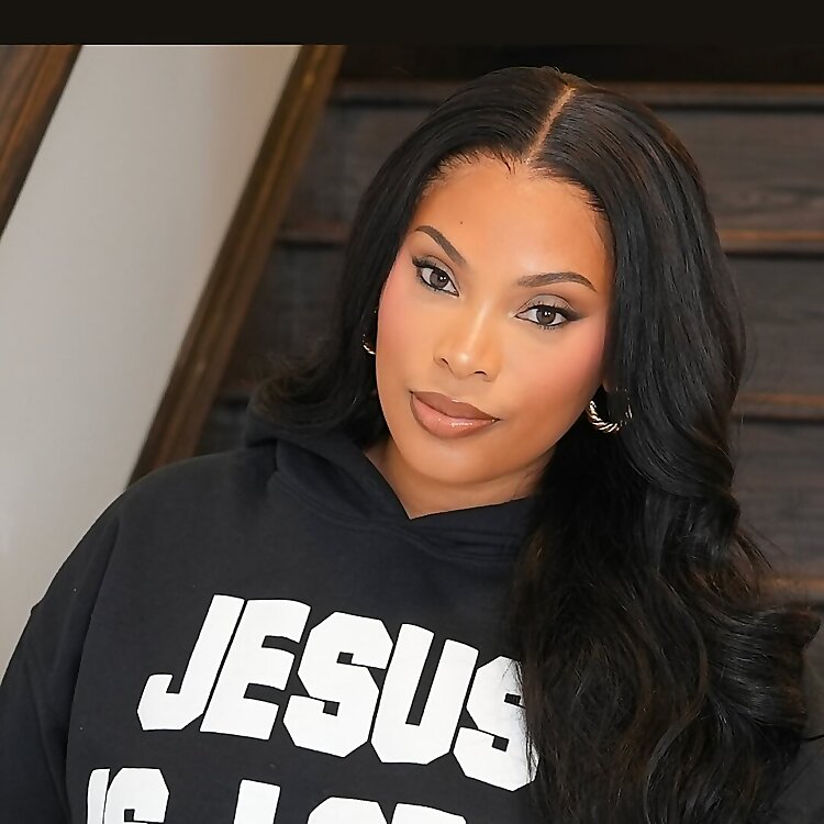 Raschelle Smith Clare