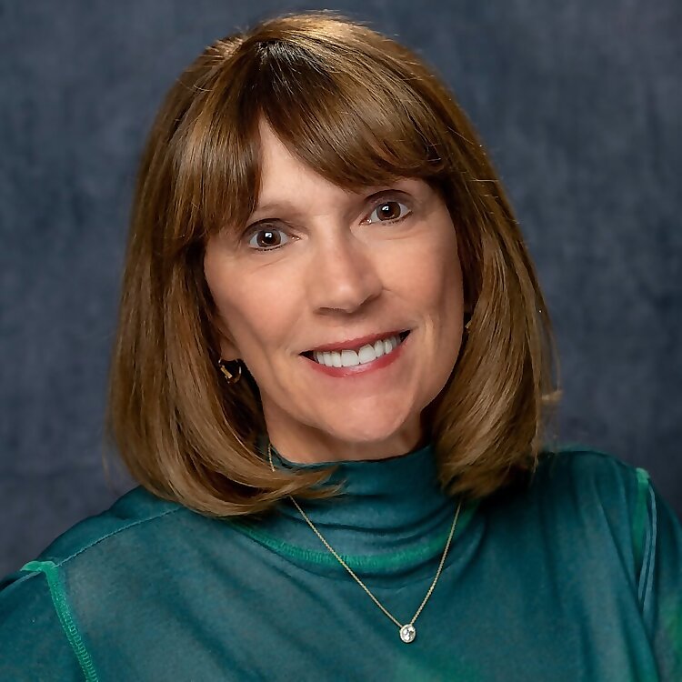 Dr Patricia Farris