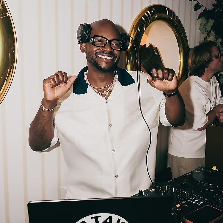 DJ Tay James