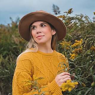 Hannah Claire