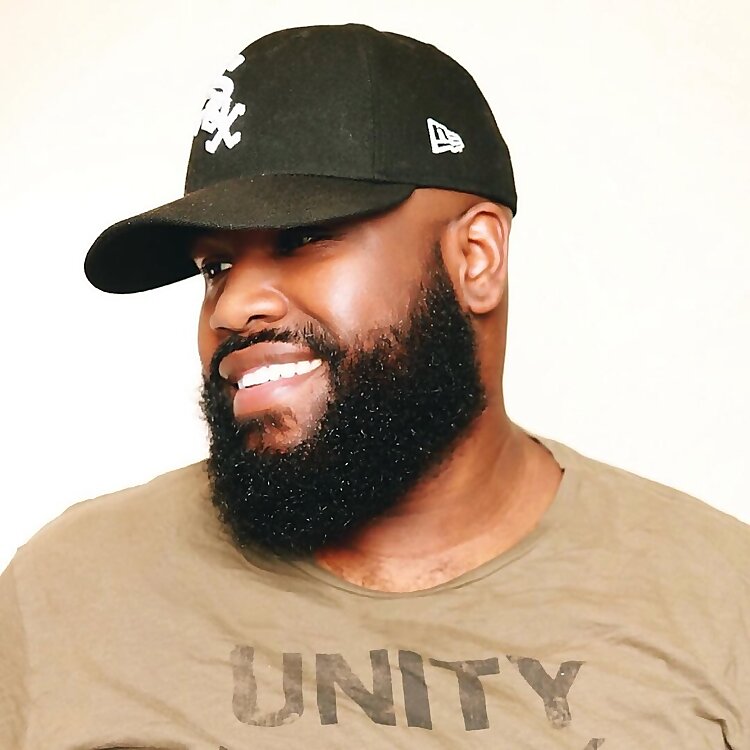 Tee J Nichols