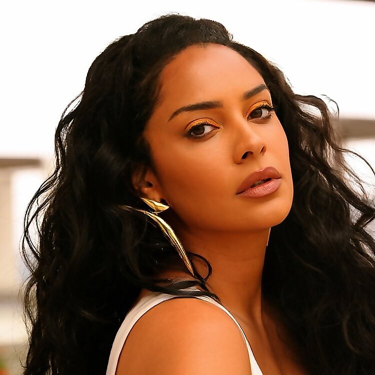 Sasha Merci