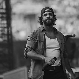 Thomas Rhett Akins