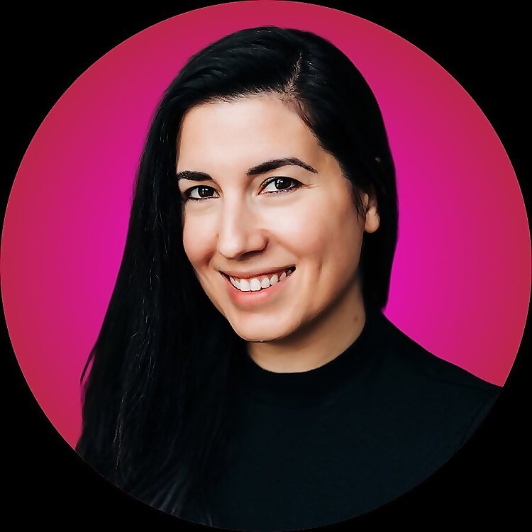 Deniz Perry