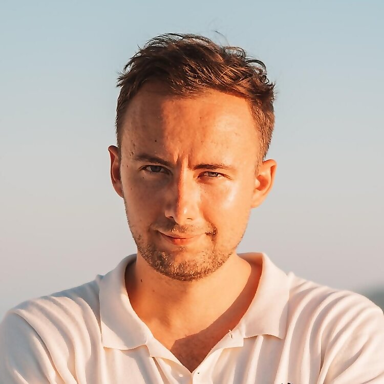 Nik Hobrecker