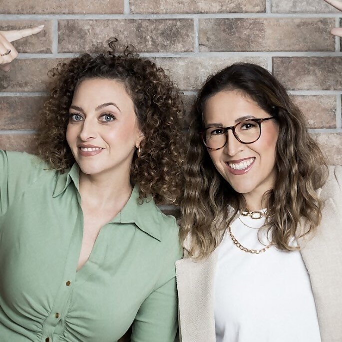 Sarah & Laura