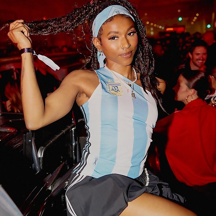 Nia Dennis