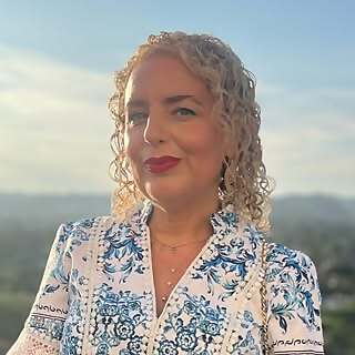 Liz Shamooni