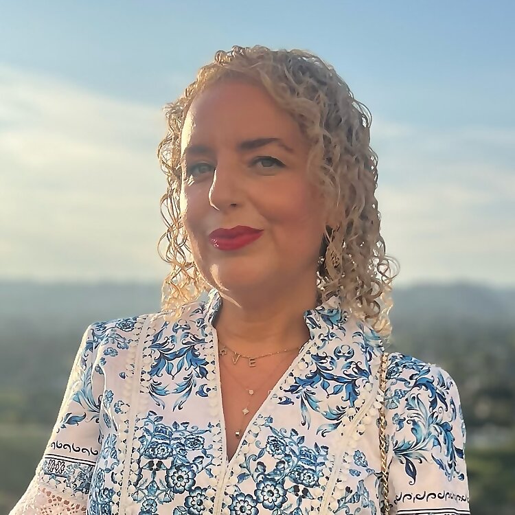 Liz Shamooni