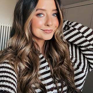 Zoë Sugg