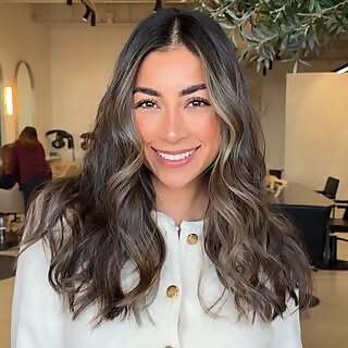 Jeanine Amapola