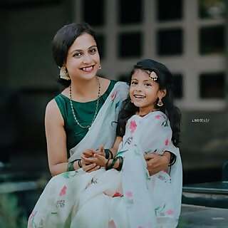 Bhagyashree & Eesha