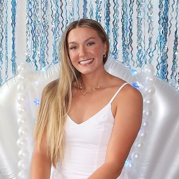 Kinzie Hansen  