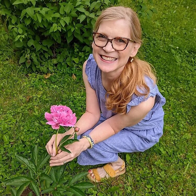 Janelle Esker 