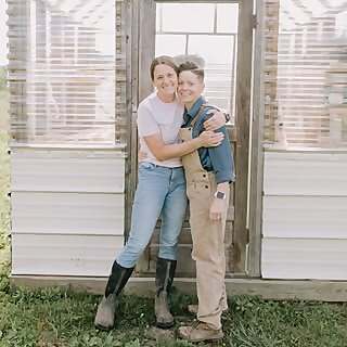 Mandi Chamberlain & Casey