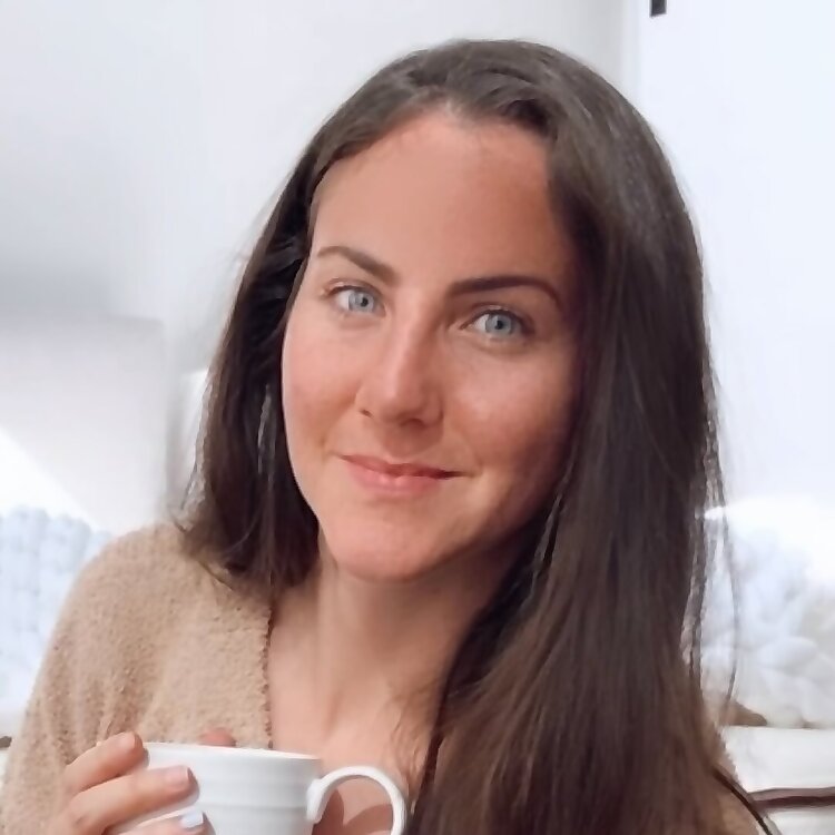 Dr. Jennifer Anders