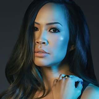 Ferera Swan