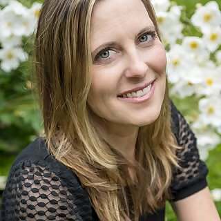 Sara Easterly