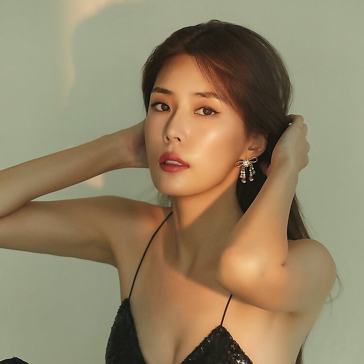 Carrie Wong