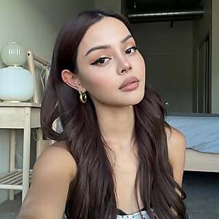 Lily Maymac 