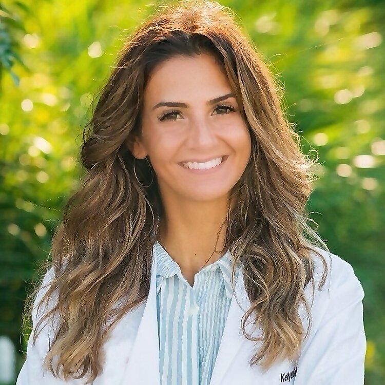 Dr. Kellyann Niotis
