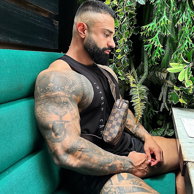 Pavan Jholl