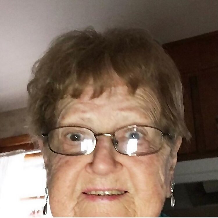 Lillian Droniak