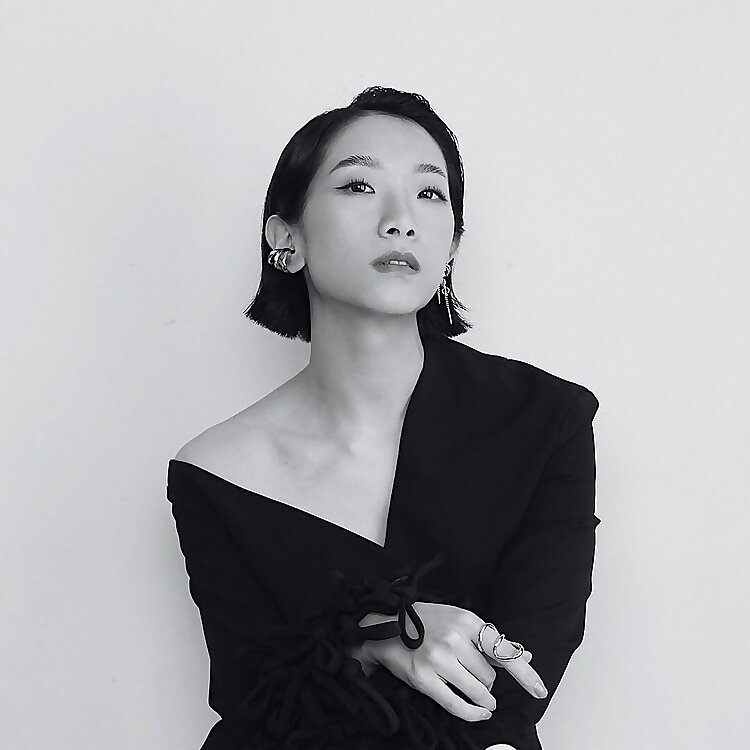 Veronica Li