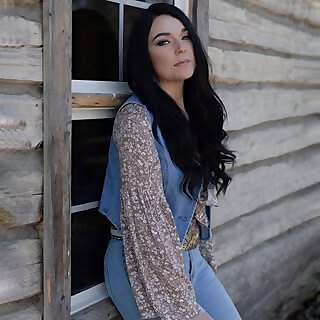 Kendra Kay