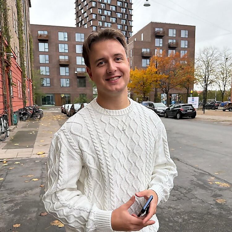 Oskar Hole