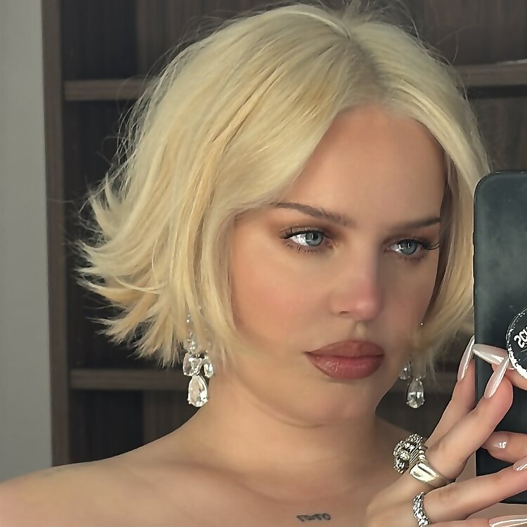 Anne Marie