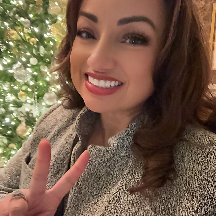 Veronica Scott