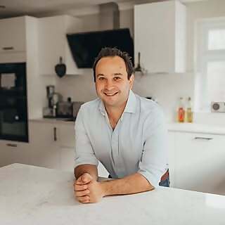Adam Shaw