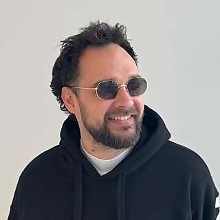 The Eyewear Stylist