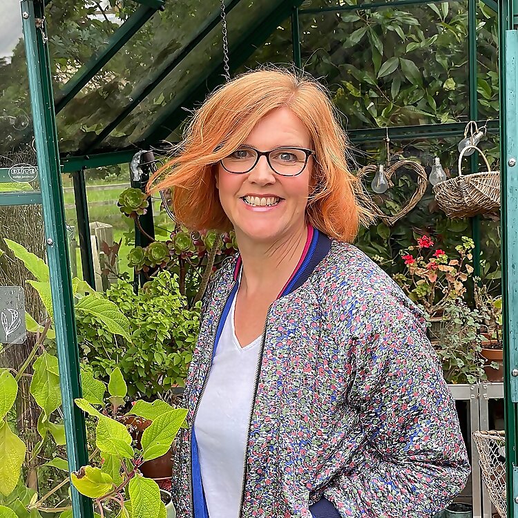 Claire Smith