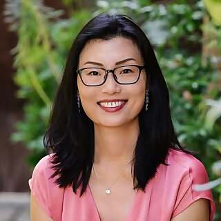 Kelly Yang