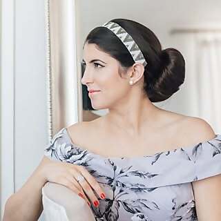 Laura Yazdi