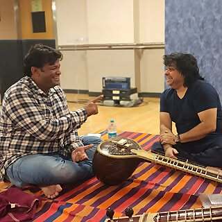 Naeem Sitarmaker