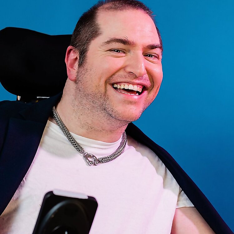 Andrew Gurza
