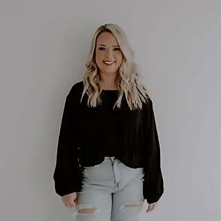 Britt Darling