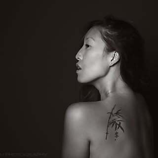 Joanne Lee Molinaro