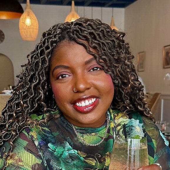 Ayana Gabrielle Lage 