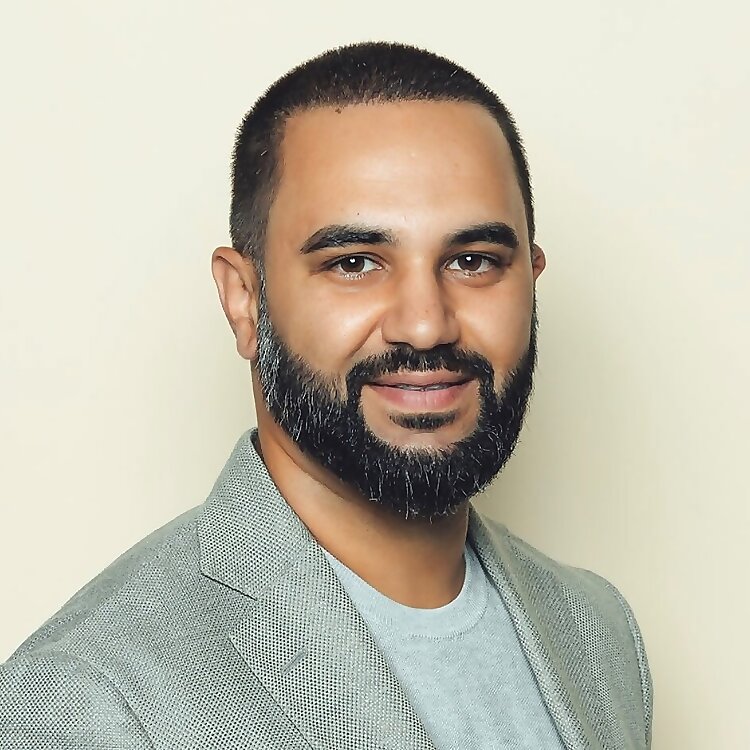 Kash Alavi
