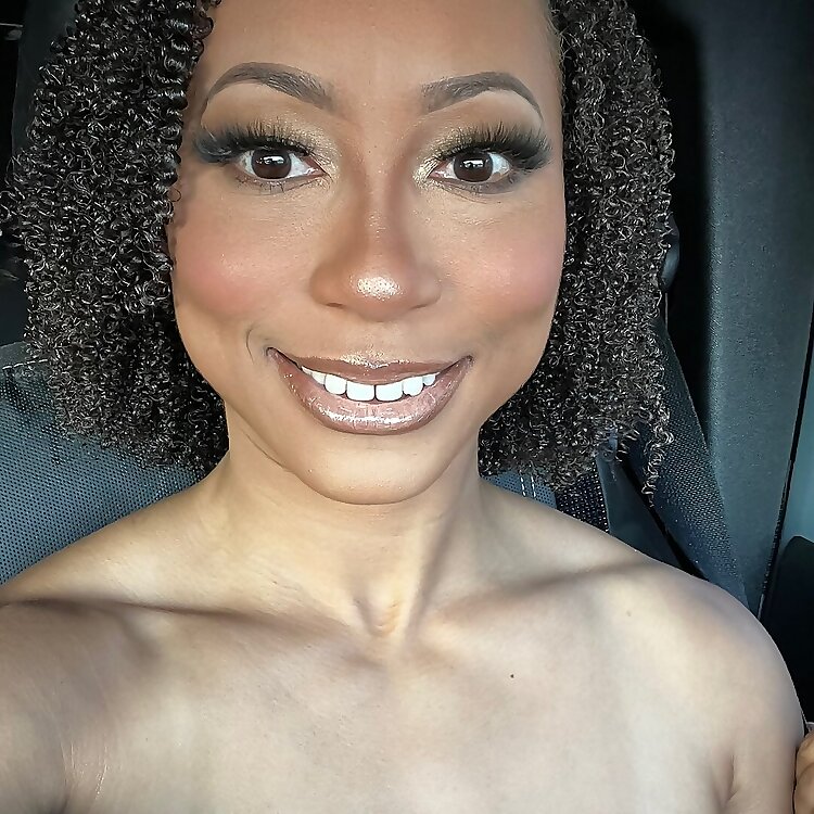 Shey Nichole