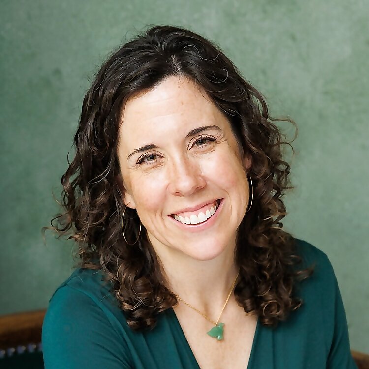 Laura Kelly Fanucci